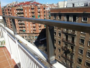 Extensión barandilla de hierro en Barcelona
