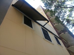 Awnings chest with automatic model Somfy in Barcelona