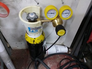 Argon gas cylinder to cool welding